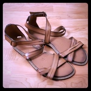 Clark's Billie Jazz Honey sandals nearly new sz 11